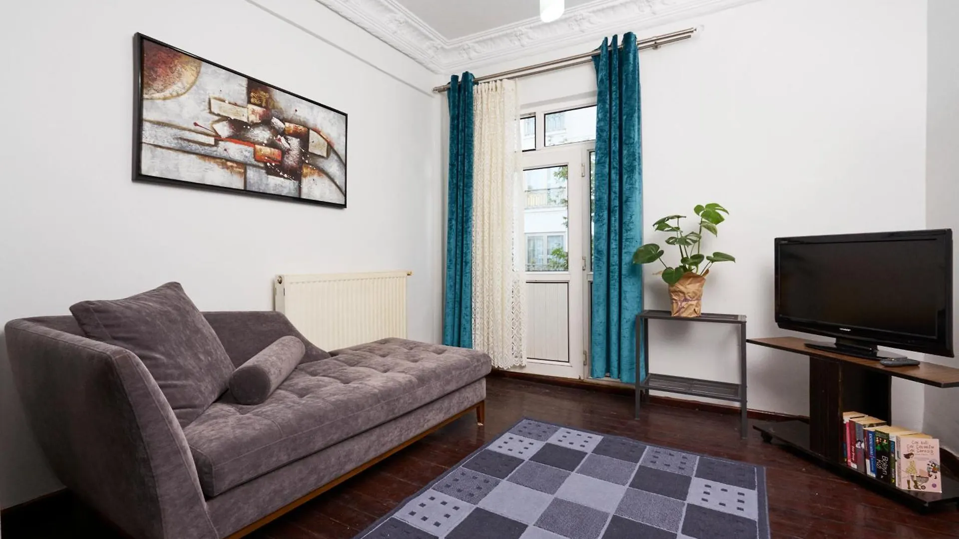 Cozy Apartment Next To Taksim Square اسطنبول تركيا